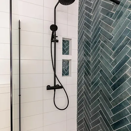 아파트 Stylish Next To The Amstel River- Unit D