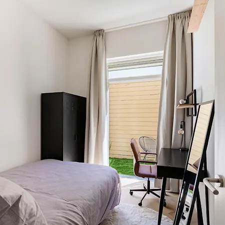 Stylish Next To The Amstel River- Unit D *